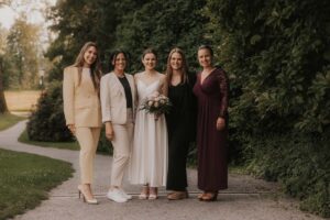 Gruppenfotos frauen 1 von 1